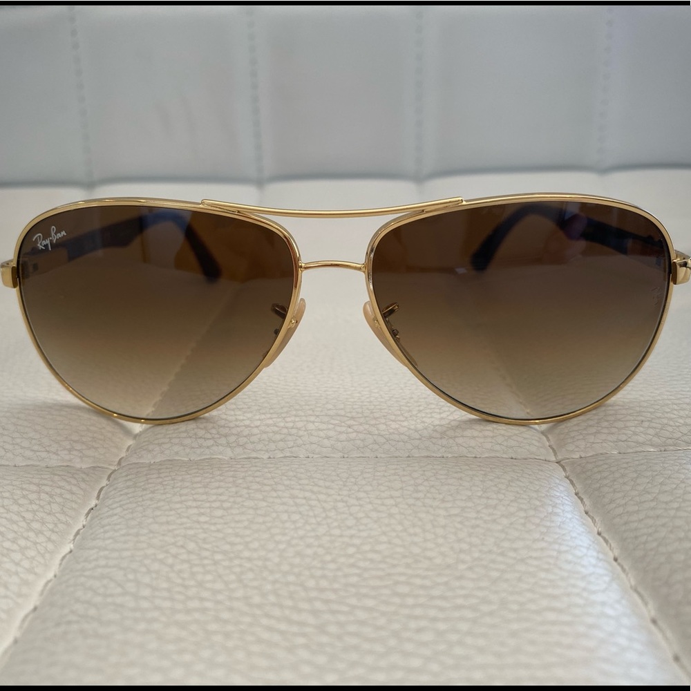 Rayban aviator gold glasses